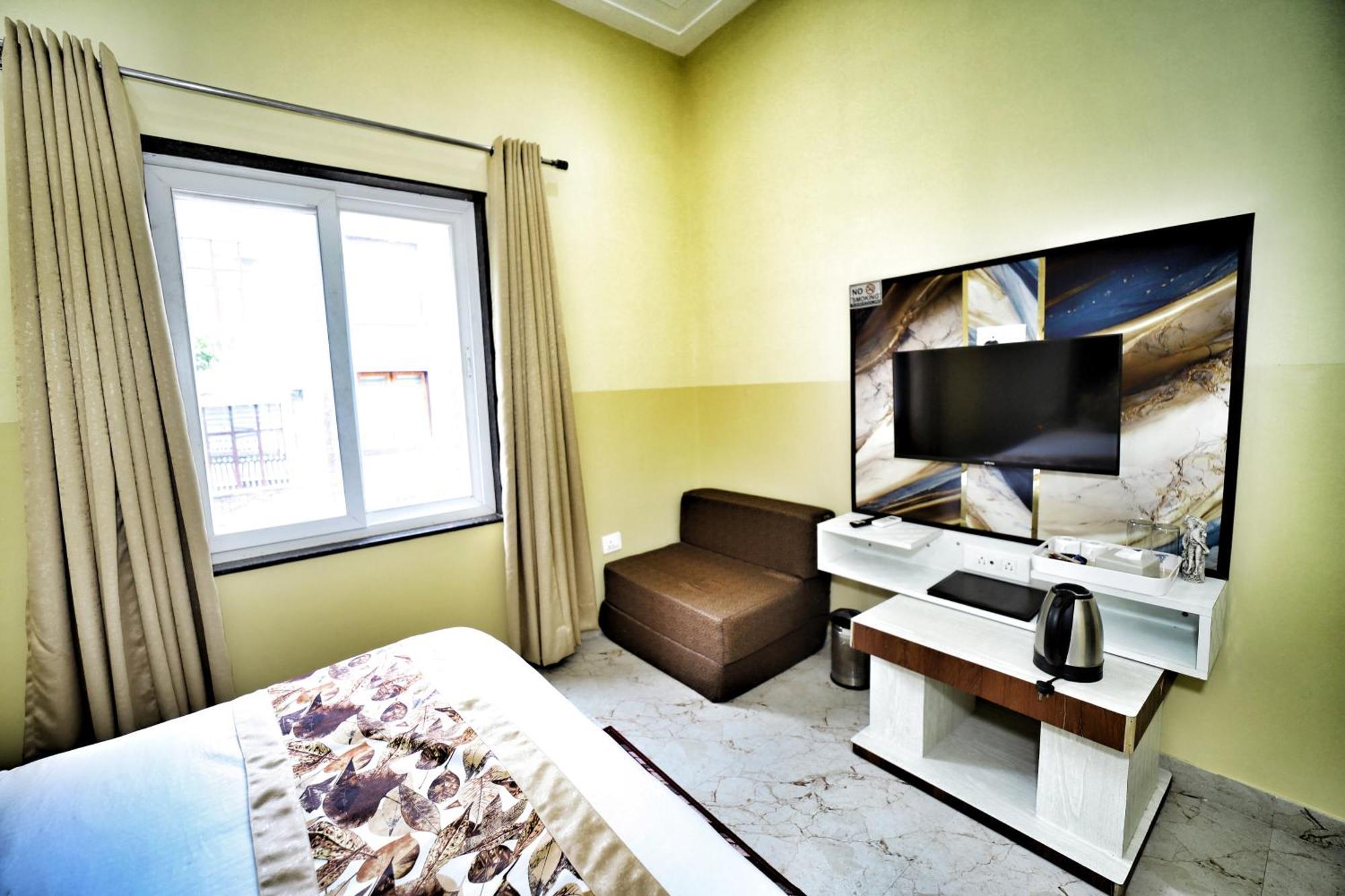 The Orchid Retreat Apartment Agra  Exterior photo